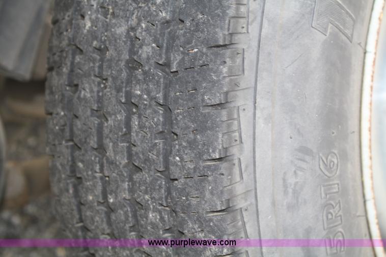 image for item 5040 2006 Ford E250 Econoline van