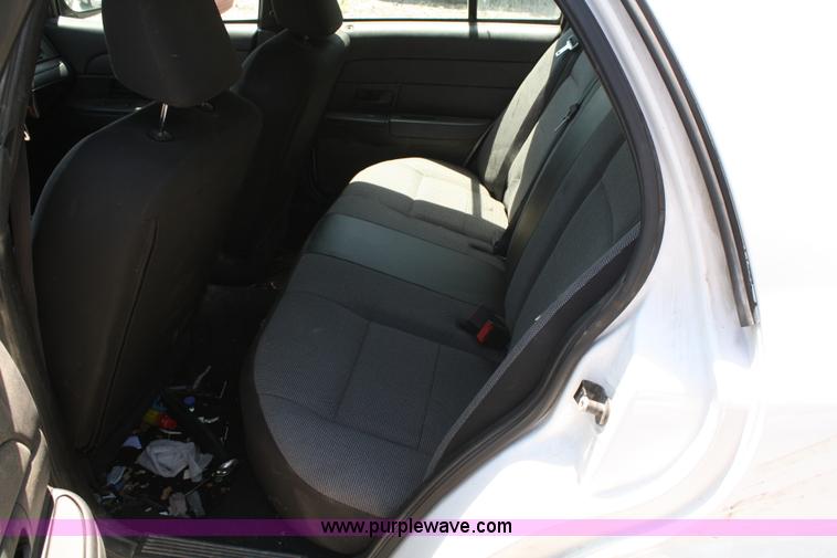 image for item 5047 2006 Ford Crown Victoria Police Interceptor