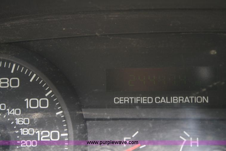 image for item 5047 2006 Ford Crown Victoria Police Interceptor