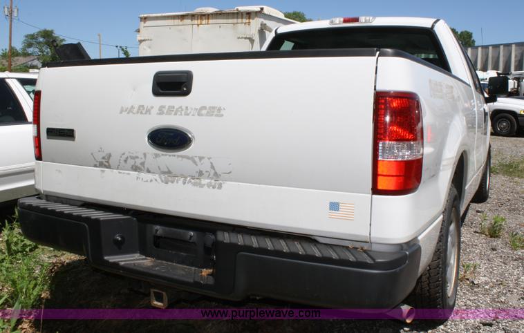 image for item 5052 2005 Ford F150 extended cab pickup truck