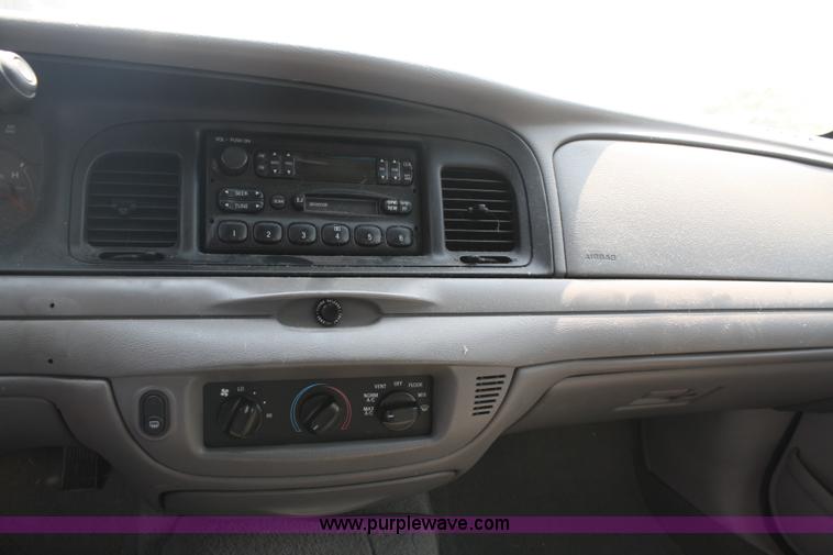 image for item 5097 2002 Ford Crown Victoria Police Interceptor