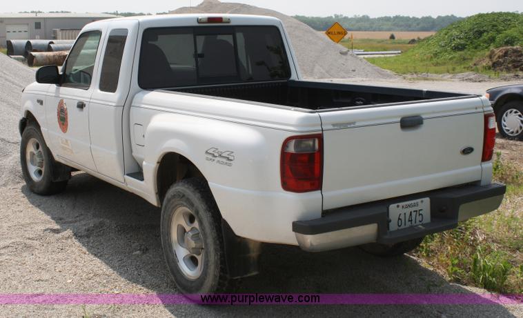 image for item 5098 2001 Ford Ranger XLT extended cab pickup truck