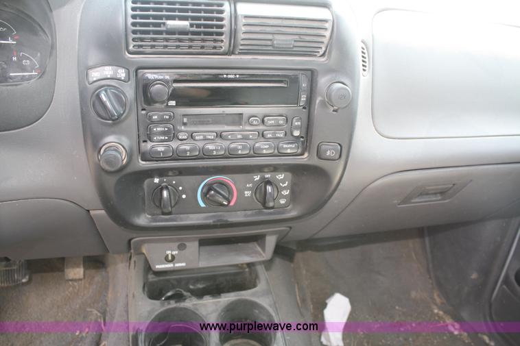 image for item 5098 2001 Ford Ranger XLT extended cab pickup truck