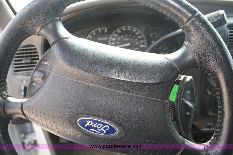 image for item 5098 2001 Ford Ranger XLT extended cab pickup truck