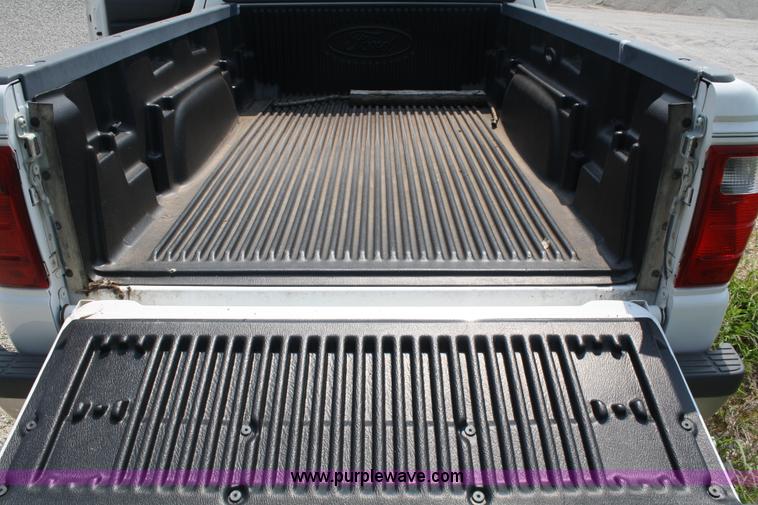 image for item 5098 2001 Ford Ranger XLT extended cab pickup truck