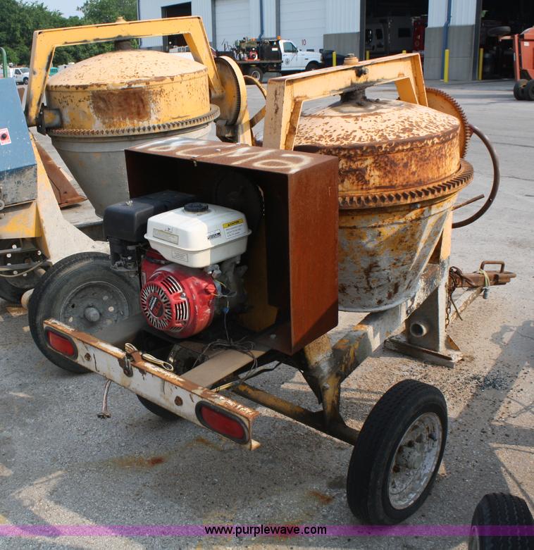 image for item 5116 1998 Stone 65CM concrete mixer