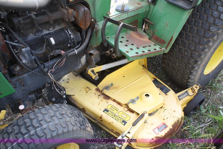 image for item 5121 1990 John Deere 755D garden tractor