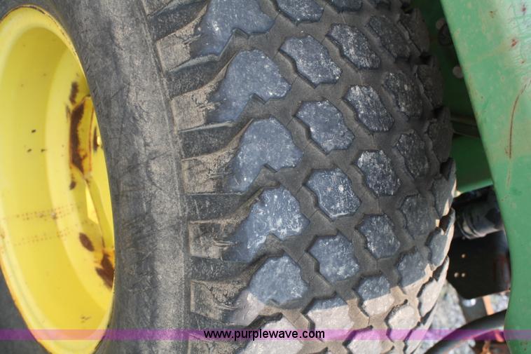 image for item 5121 1990 John Deere 755D garden tractor