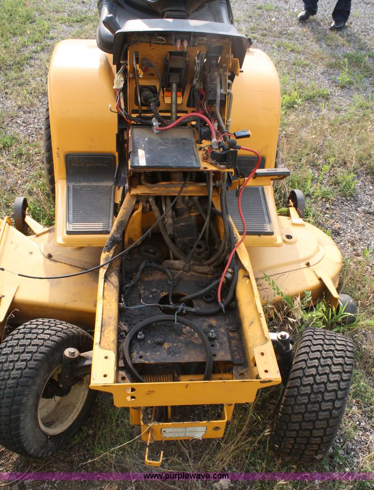 image for item 5122 1991 Cub Cadet 1862 mower