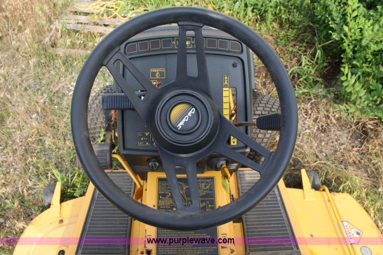 image for item 5122 1991 Cub Cadet 1862 mower