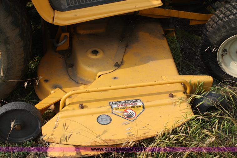 image for item 5122 1991 Cub Cadet 1862 mower