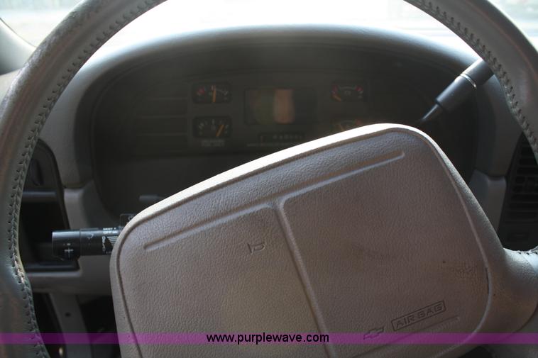 image for item 5123 1994 Chevrolet Impala