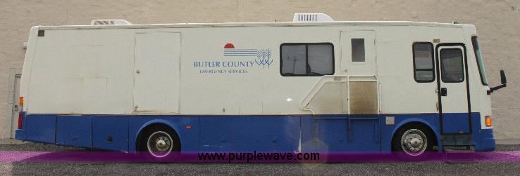 image for item 6087 1998 Odessa Larado 37' motor home