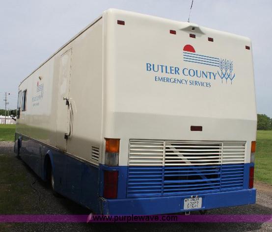 image for item 6087 1998 Odessa Larado 37' motor home