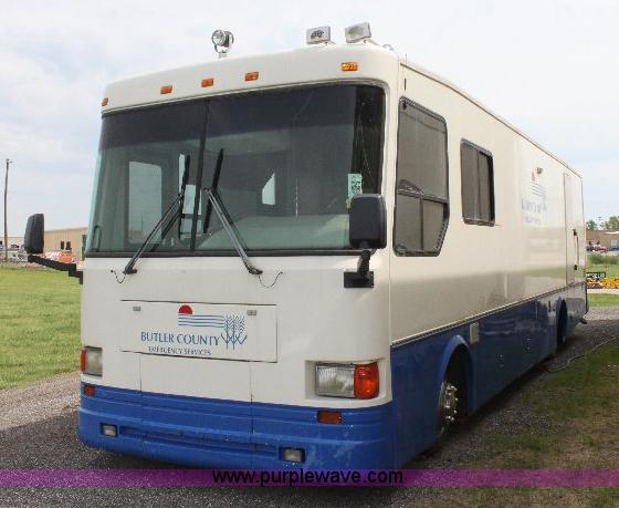 image for item 6087 1998 Odessa Larado 37' motor home