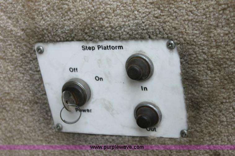 image for item 6087 1998 Odessa Larado 37' motor home