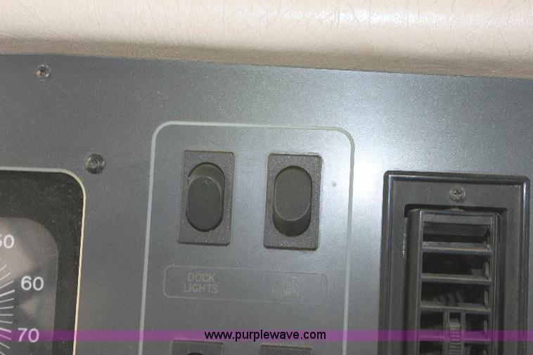 image for item 6087 1998 Odessa Larado 37' motor home