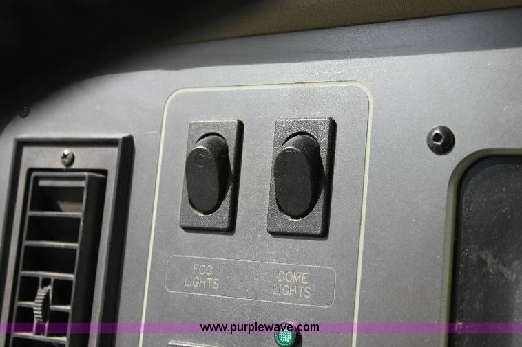 image for item 6087 1998 Odessa Larado 37' motor home