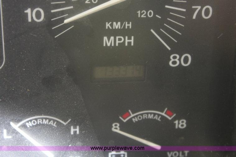 image for item 6087 1998 Odessa Larado 37' motor home