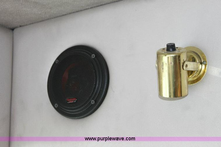 image for item 6087 1998 Odessa Larado 37' motor home