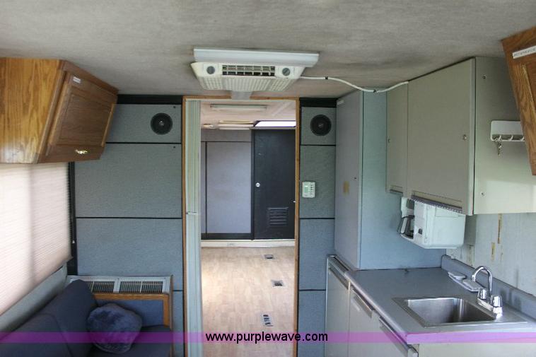 image for item 6087 1998 Odessa Larado 37' motor home