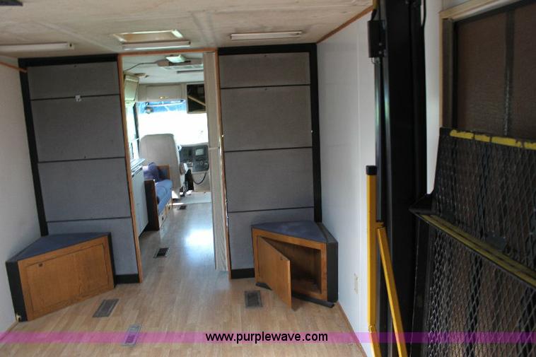 image for item 6087 1998 Odessa Larado 37' motor home