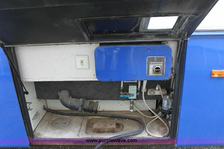 image for item 6087 1998 Odessa Larado 37' motor home