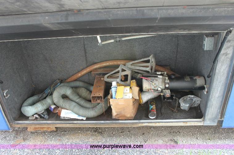 image for item 6087 1998 Odessa Larado 37' motor home