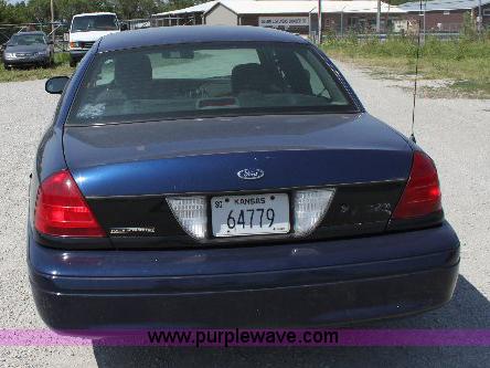 image for item 6096 2005 Ford Crown Victoria Police Interceptor