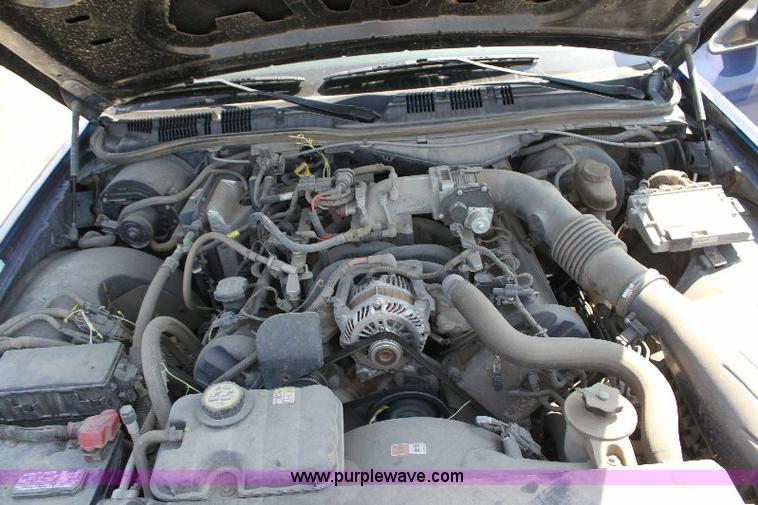 image for item 6097 2005 Ford Crown Victoria Police Interceptor
