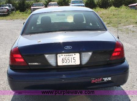 image for item 6099 2005 Ford Crown Victoria Police Interceptor