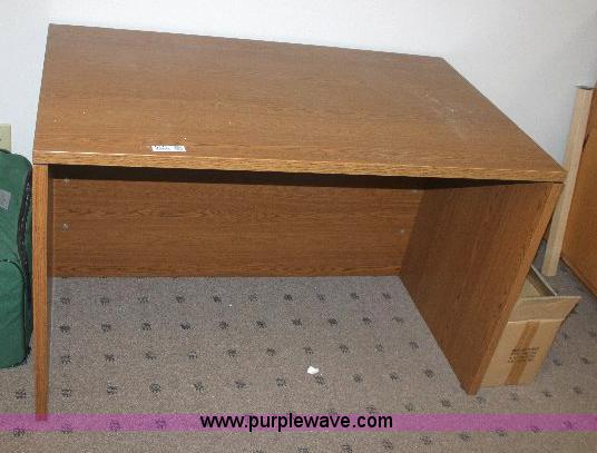 image for item 6235 Assorted office items