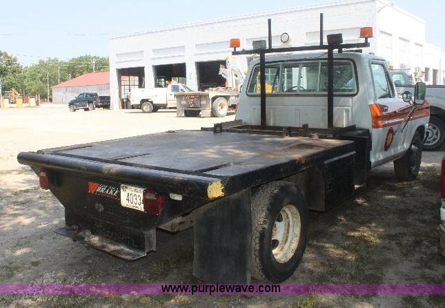 image for item 6271 1978 Ford F350 Custom pickup truck