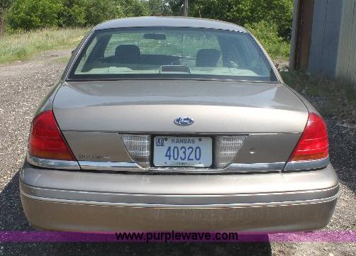 image for item 6273 2001 Ford Crown Victoria Police Interceptor
