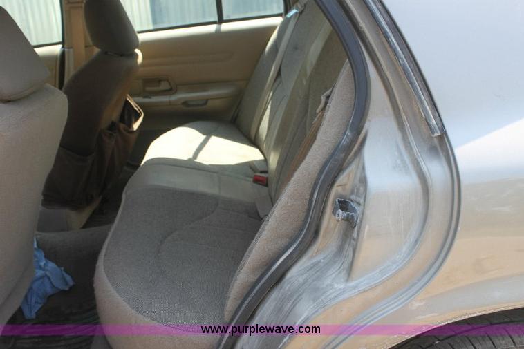 image for item 6273 2001 Ford Crown Victoria Police Interceptor