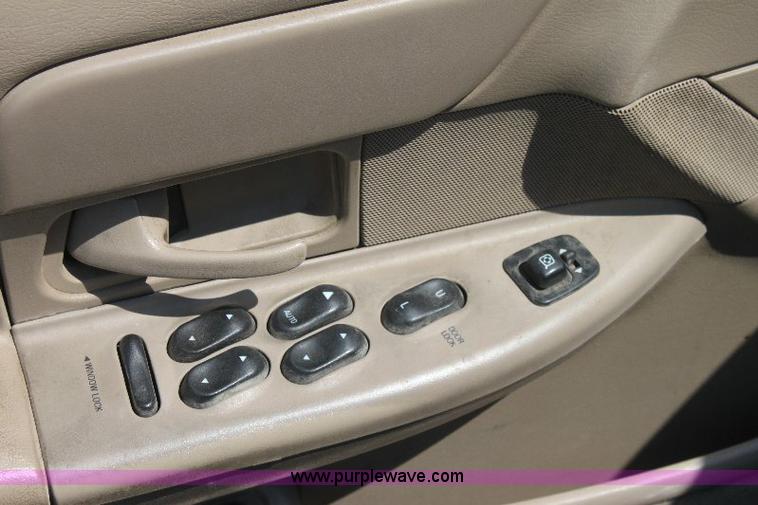 image for item 6273 2001 Ford Crown Victoria Police Interceptor