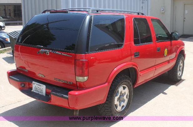 image for item 6276 2002 Chevrolet Blazer LS SUV