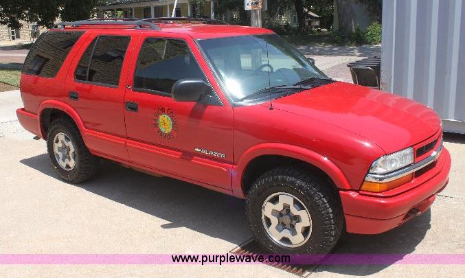 image for item 6276 2002 Chevrolet Blazer LS SUV