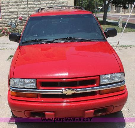 image for item 6276 2002 Chevrolet Blazer LS SUV