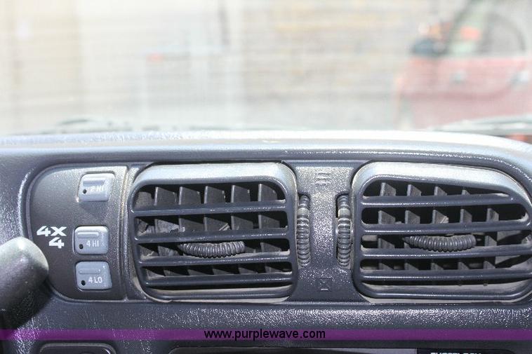 image for item 6276 2002 Chevrolet Blazer LS SUV