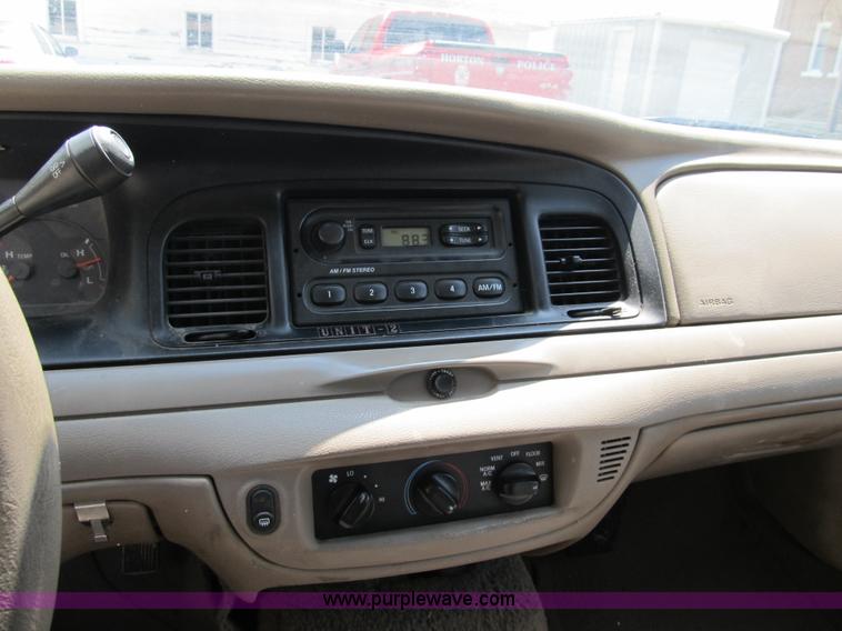 image for item 8988 2004 Ford Crown Victoria Police Interceptor