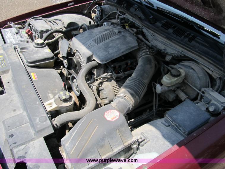 image for item 8988 2004 Ford Crown Victoria Police Interceptor