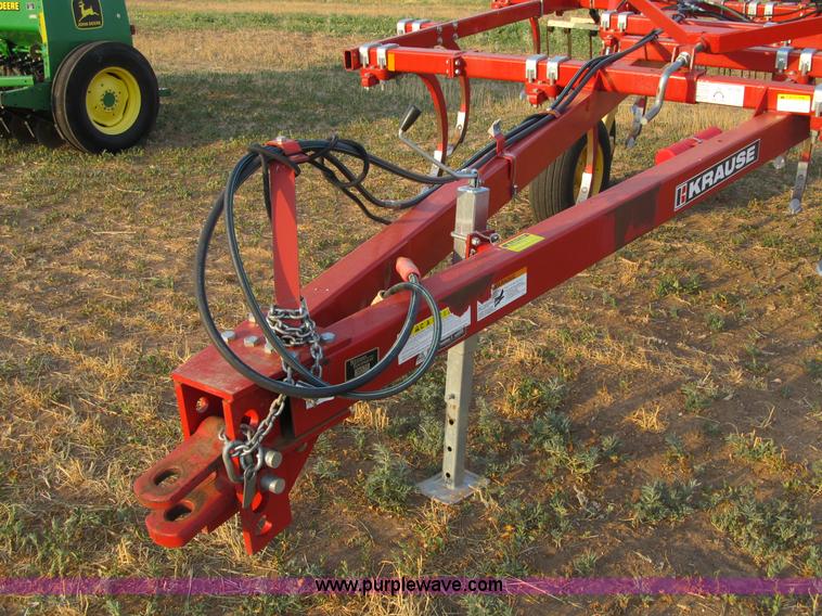 image for item 1214 Krause 4011 14.5' chisel plow
