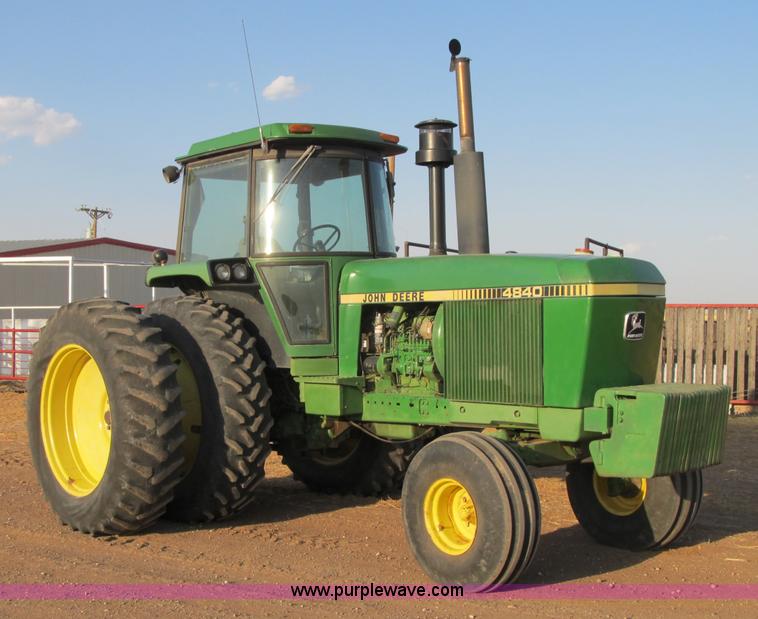 image for item 1216 1981 John Deere 4840 tractor