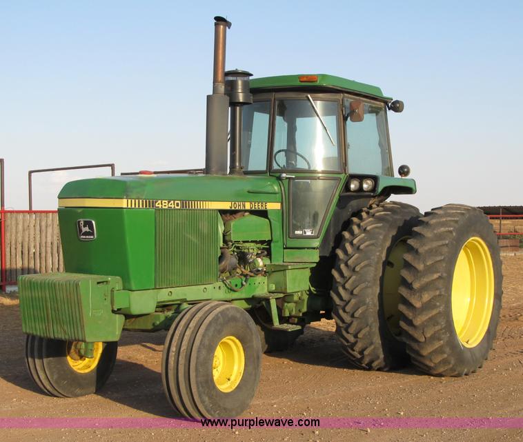 image for item 1216 1981 John Deere 4840 tractor