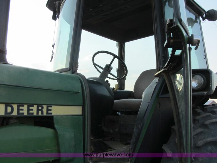 image for item 1216 1981 John Deere 4840 tractor