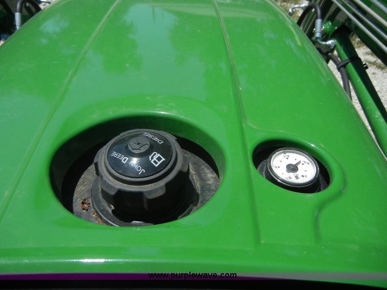 image for item 2415 2010 John Deere 3038E tractor