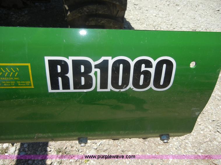 image for item 2415 2010 John Deere 3038E tractor