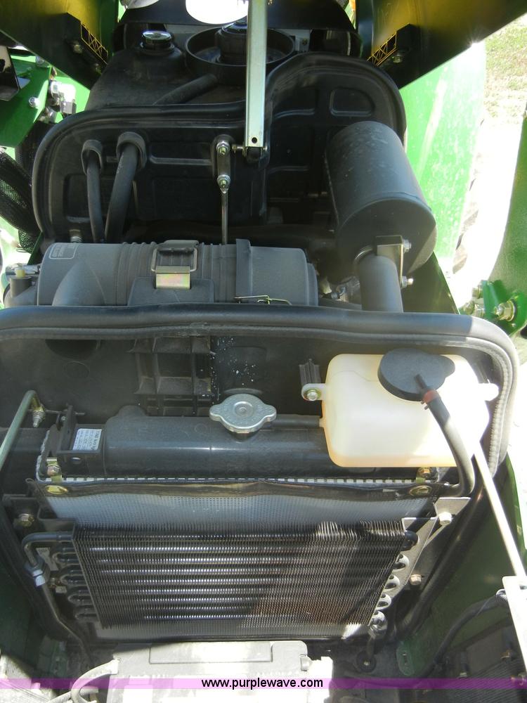 image for item 2415 2010 John Deere 3038E tractor