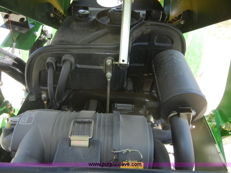 image for item 2415 2010 John Deere 3038E tractor